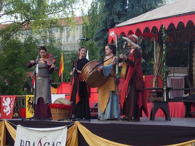 img00085.jpg